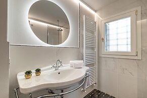 Genteel Home Giraldi