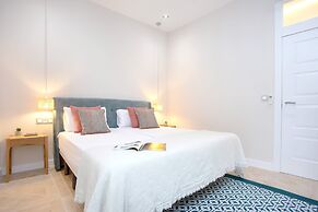 Genteel Home Plaza del Obispo