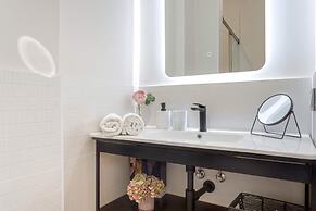 Genteel Home Plaza del Obispo