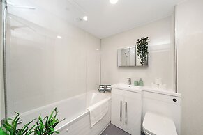 Hotel Apartment in Ilford