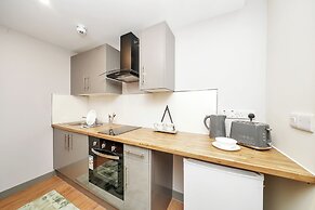 Hotel Apartment in Ilford