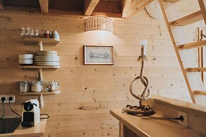 Cabane de la Saône by Lyon Country House
