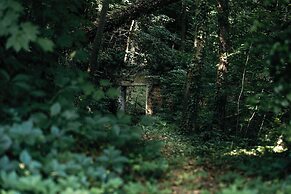 Cabane de la Saône by Lyon Country House