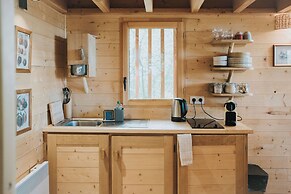 Cabane de la Saône by Lyon Country House