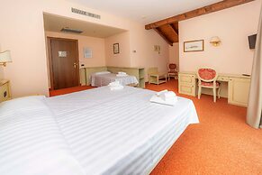 Hotiday Room Collection - Stresa