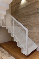 Travi Boutique By Holi