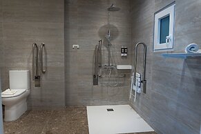 Travi Boutique By Holi