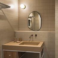 Travi Boutique By Holi