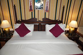 Theharav Resort
