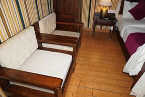Theharav Resort