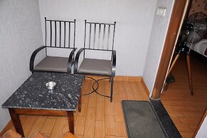 Theharav Resort