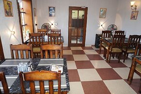 Theharav Resort