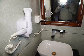 Theharav Resort