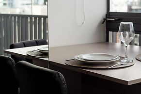 Piscina- academia- AC - Brazilian Corner