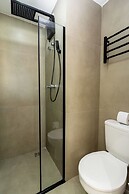 Piscina- academia- AC - Brazilian Corner