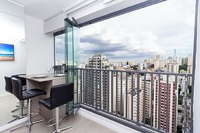 Piscina- academia- AC - Brazilian Corner