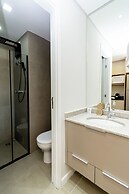 Piscina- academia- AC - Brazilian Corner