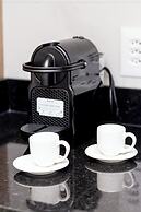 Piscina- academia- AC - Brazilian Corner