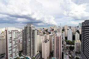 Piscina- academia- AC - Brazilian Corner