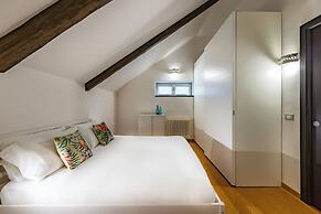 Un Terrazzo Panoramico su Napoli