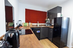 Norwich - House - Sleeps 7 - Parking - Garden