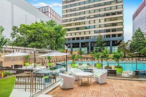 Modern Apartment with Top Amenities