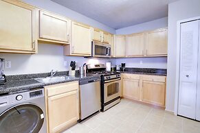 Modern Apartment with Top Amenities