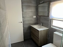 Lovely 4-bed Cottage in Las Chapas Marbella