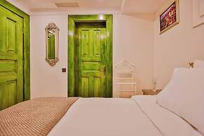 Emerald Mansion Hotel