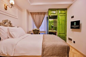 Emerald Mansion Hotel