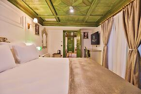 Emerald Mansion Hotel