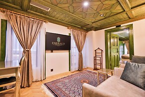 Emerald Mansion Hotel