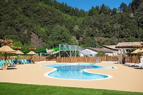 Camping Château de l'Hom