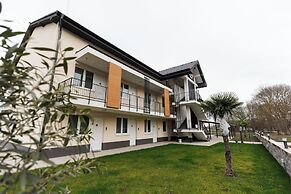 Safari Hotel