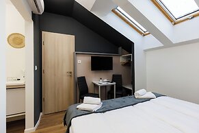 Safari Hotel