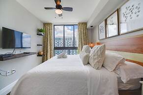 Downtown Doral Condo w-Free Parking