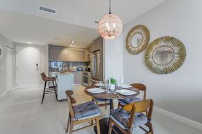 Downtown Doral Condo w-Free Parking