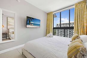 Downtown Doral Condo w-Free Parking