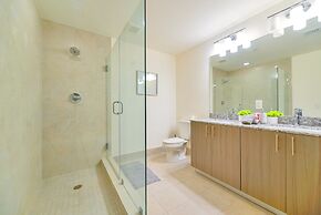 Downtown Doral Condo w-Free Parking