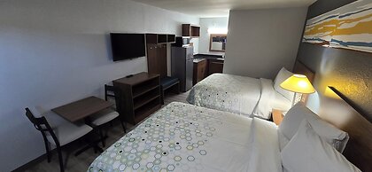 HomeTowne Studios LaGrange