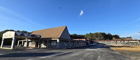 HomeTowne Studios LaGrange