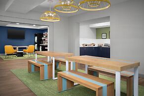 Spark By Hilton Tucson Airport