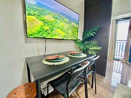 CitySkyline View 53F-Air Residences