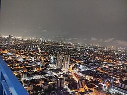 CitySkyline View 53F-Air Residences