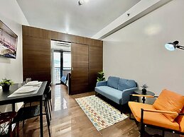 CitySkyline View 53F-Air Residences