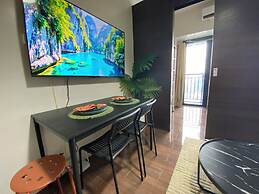 CitySkyline View 53F-Air Residences