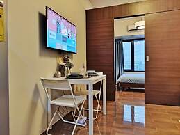 CitySkyline View 53F-Air Residences