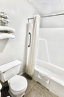 Volunteer Inn at Church Hill