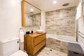 Willmott Beach House