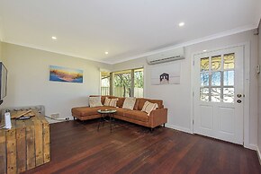 Willmott Beach House